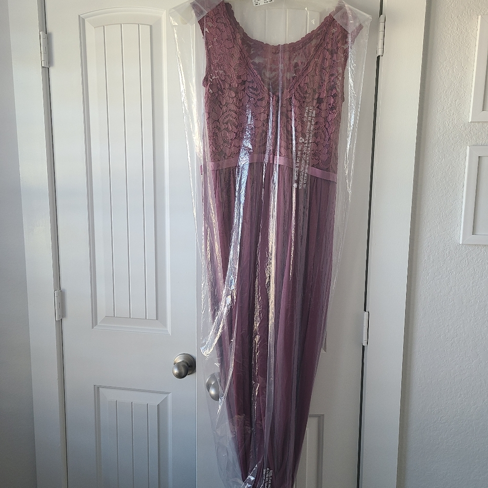David's Bridal bridesmaid dress size 10 in Chianti